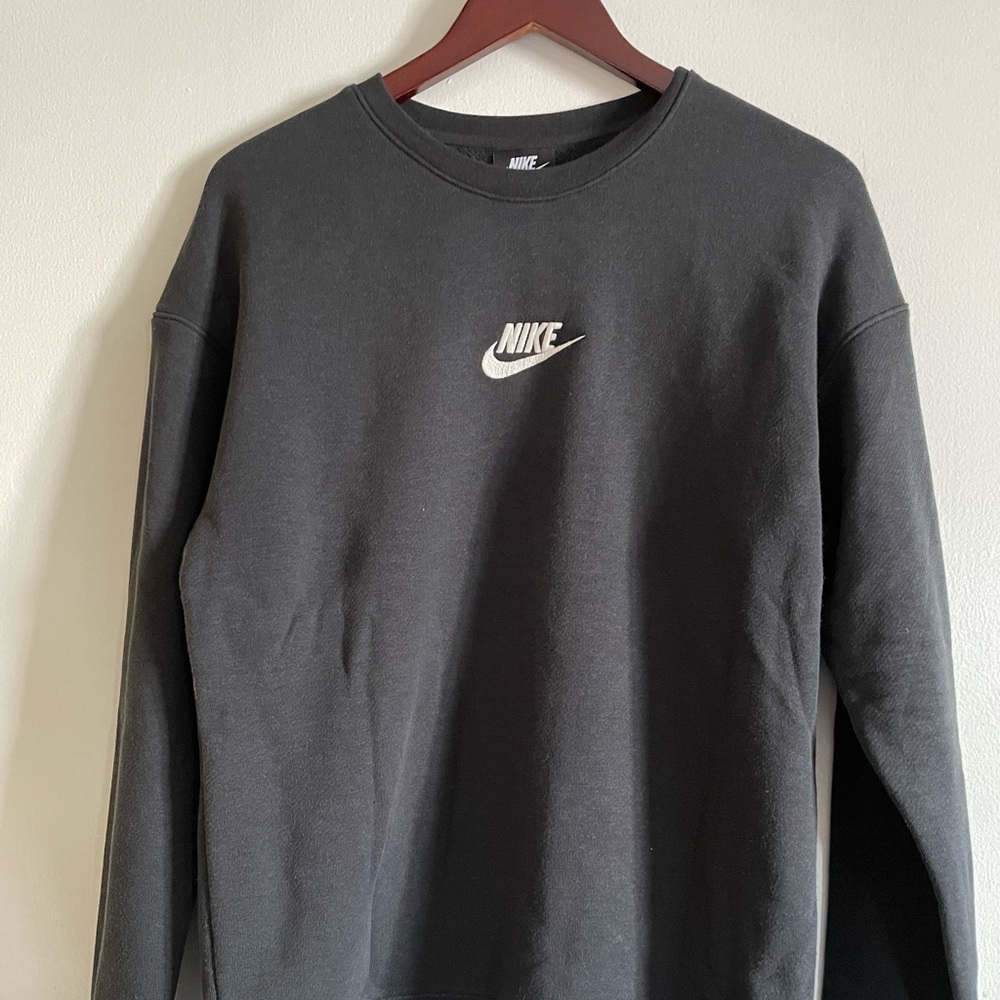 nike sweatshirts